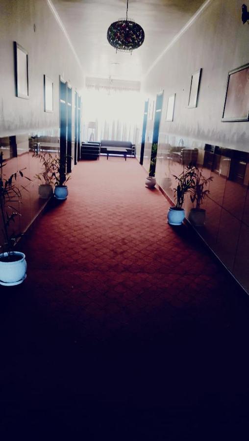 Primrose Hotel And Restaurant Сонипат Екстериор снимка